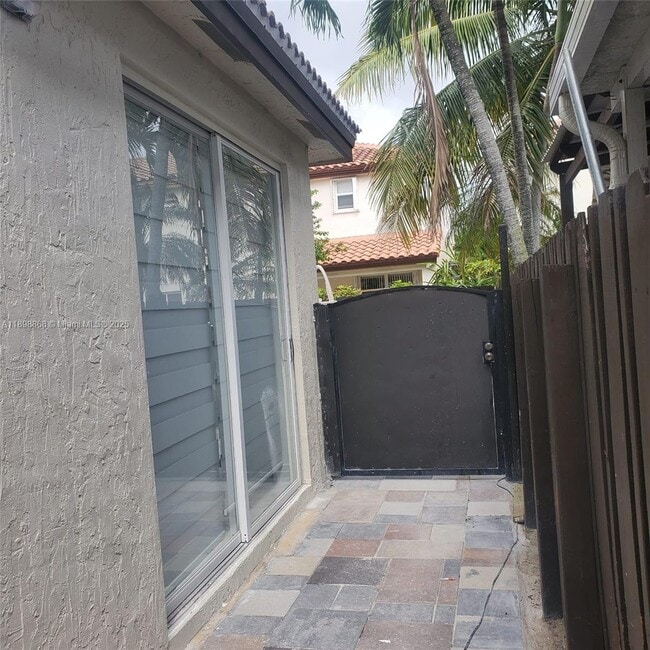 Foto del edificio - 13995 SW 154th St
