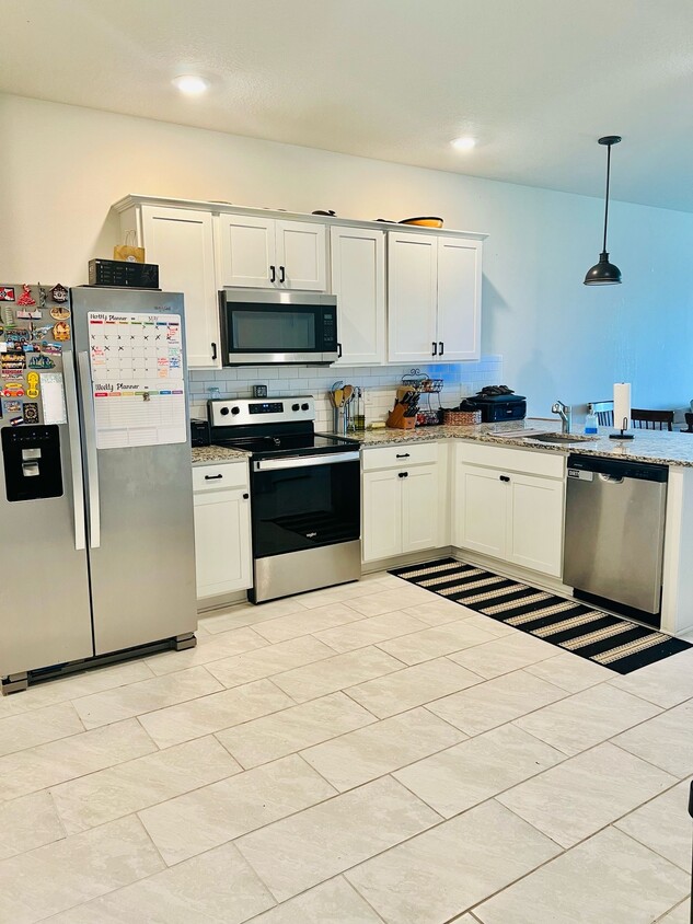 Primary Photo - 31301 Amberview Bnd