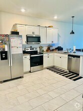 Building Photo - 31301 Amberview Bnd