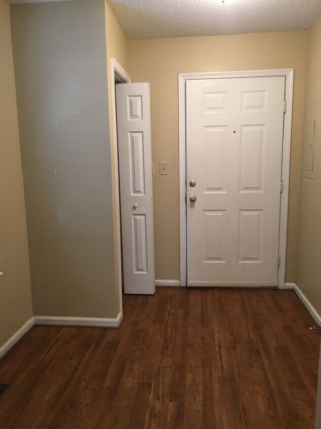 Foto del edificio - 101 Westover Ave