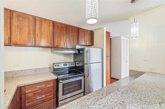 Building Photo - 1415 Punahou St