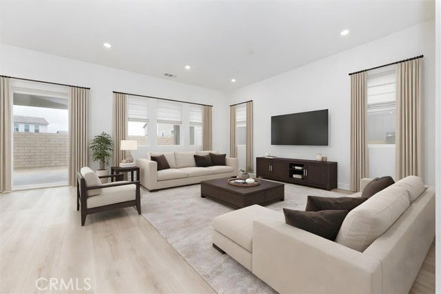 Foto del edificio - 24510 Via Ln