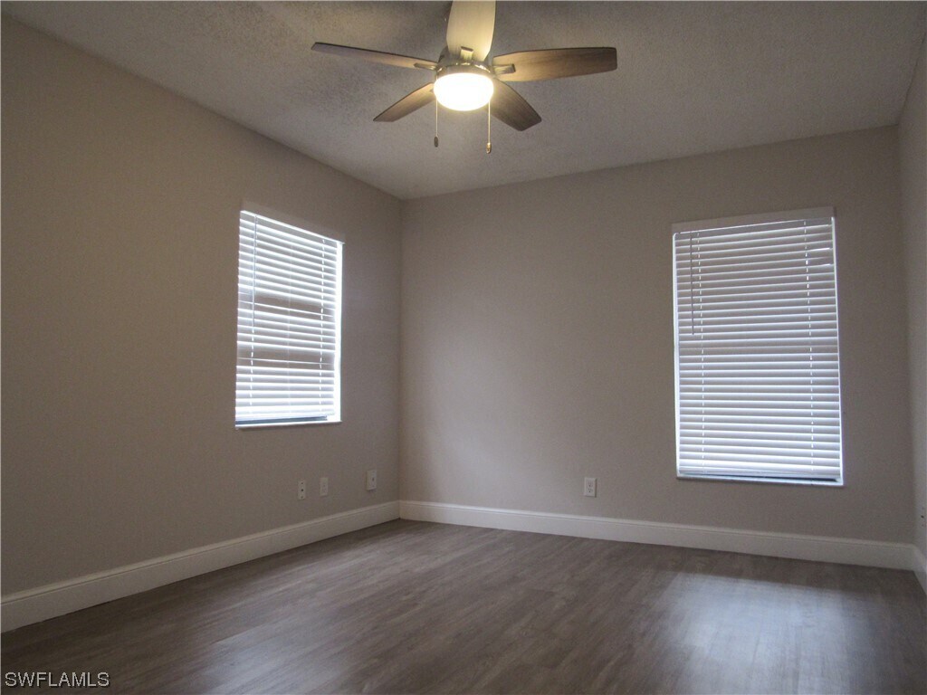 Building Photo - 5323 Summerlin Rd