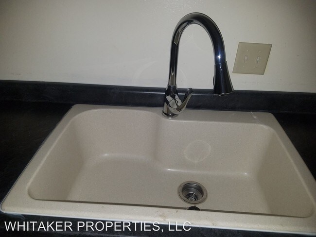 Foto del edificio - 4880 Springfield St