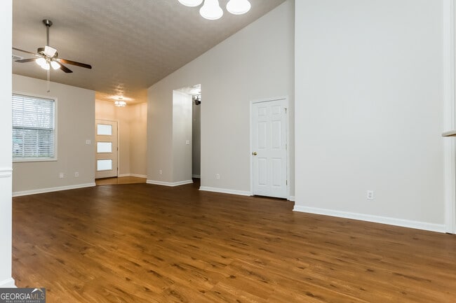 Foto del edificio - 1213 Winwood Dr