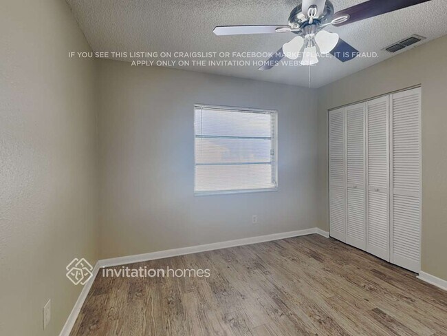 Foto del edificio - 1030 Oakwood Dr
