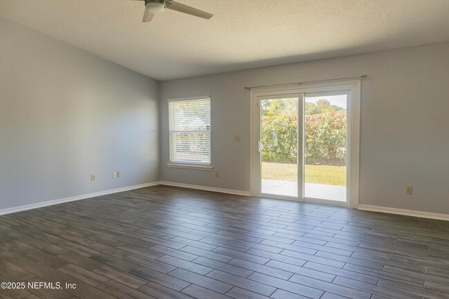 Foto del edificio - 1606 Castle Rock Ct