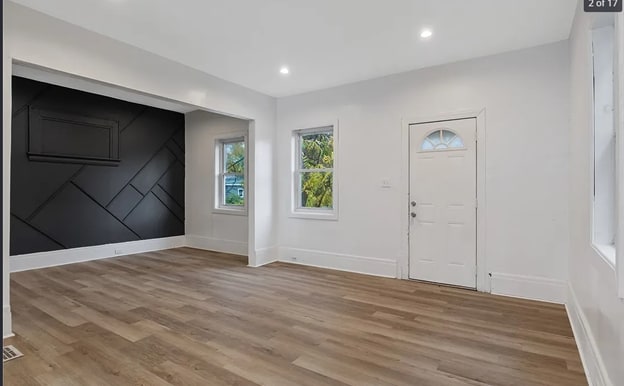 Building Photo - 207 Boyden St