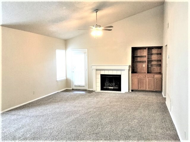 Building Photo - 6331 Broadmeadow