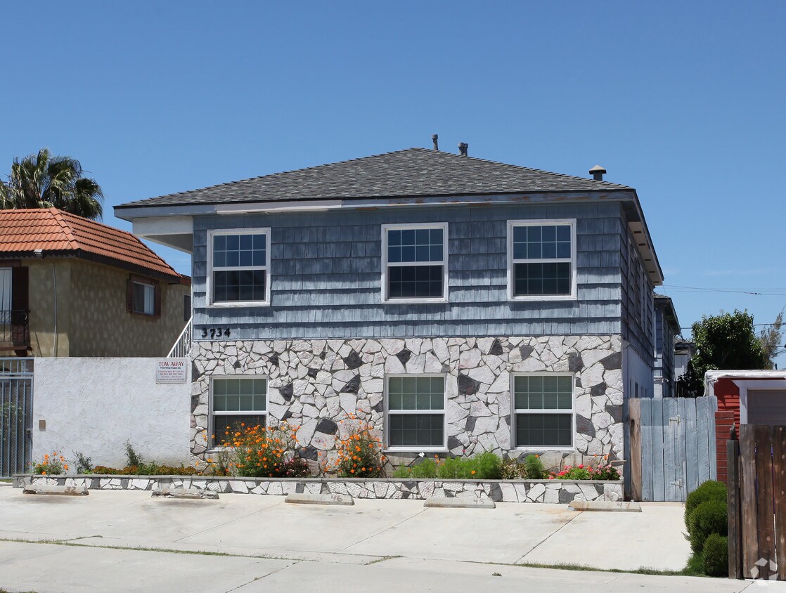 Building Photo - 3734 Madison Ave