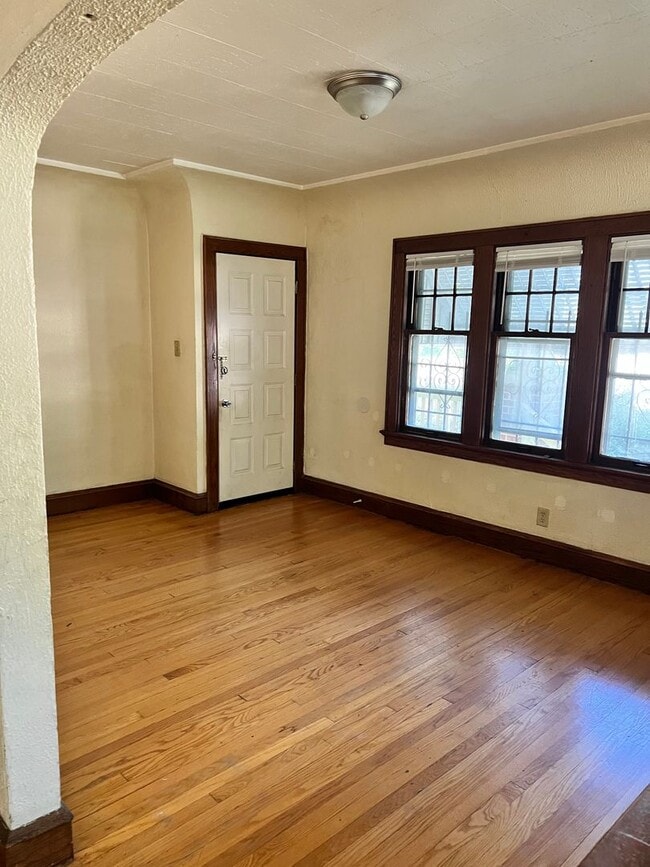 Building Photo - 5376 N 35th St