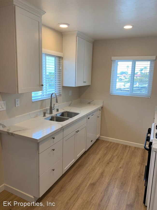 Foto del edificio - 3 br, 2 bath House - 55 East E St