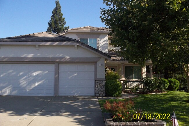 Building Photo - Four bedroom in Folsom