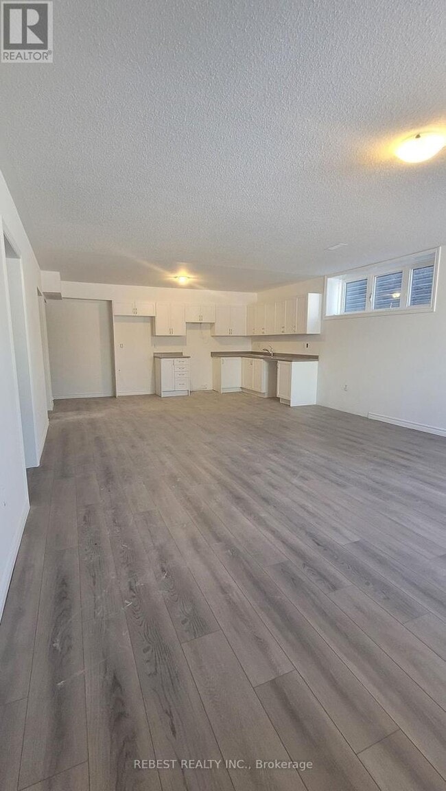 Building Photo - 93 Berkely St