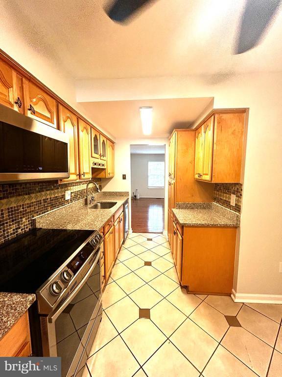 Building Photo - 6476 O'Hara Ct Dr