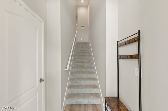 Foto del edificio - 2281 Priory Ln