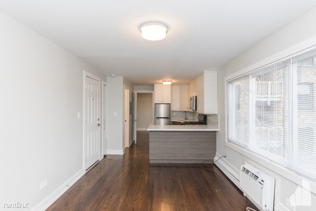 Foto del edificio - 5956 N Winthrop Ave