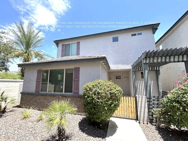 Building Photo - 16428 S 10th St