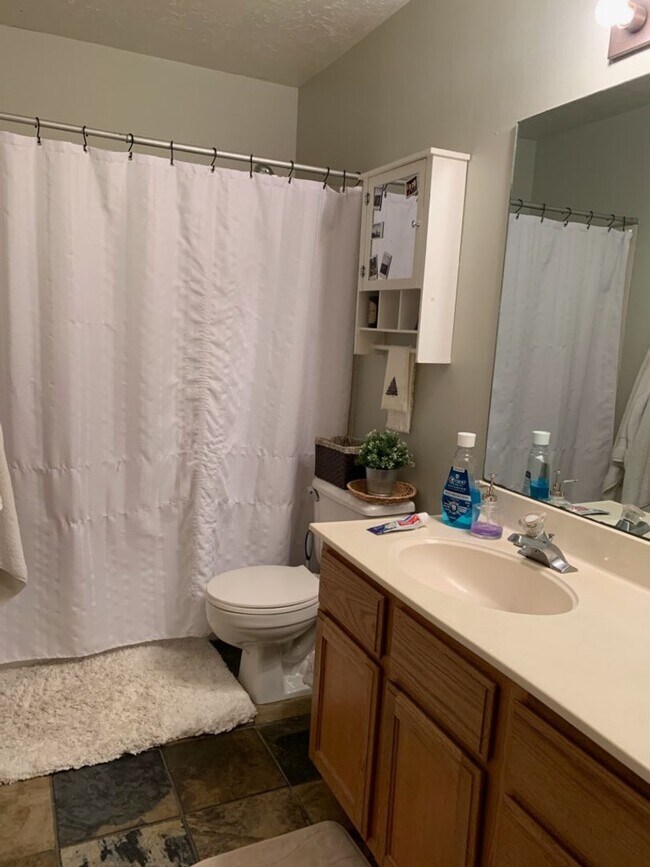 Foto del edificio - Beautiful Condo Near BYU and Provo Rec Center