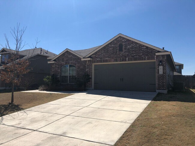 Foto del edificio - Beautiful 3/2 Single Story Home in New Bra...
