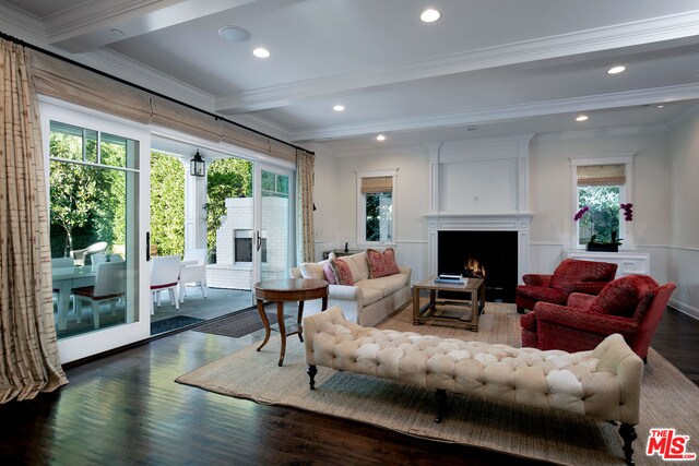 Building Photo - 212 24th St