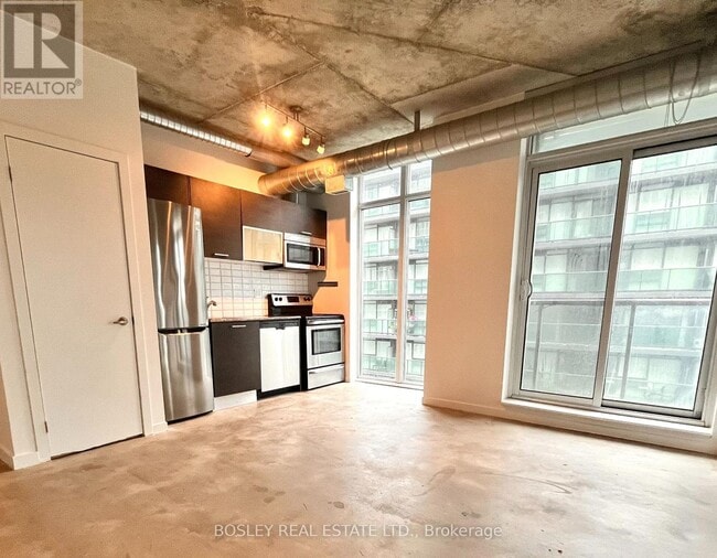 Building Photo - 150 Sudbury St