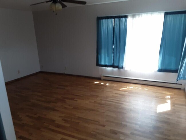 Foto del edificio - 622 NW 5TH