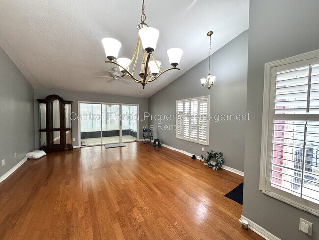 Building Photo - 2939 Hanover Ct