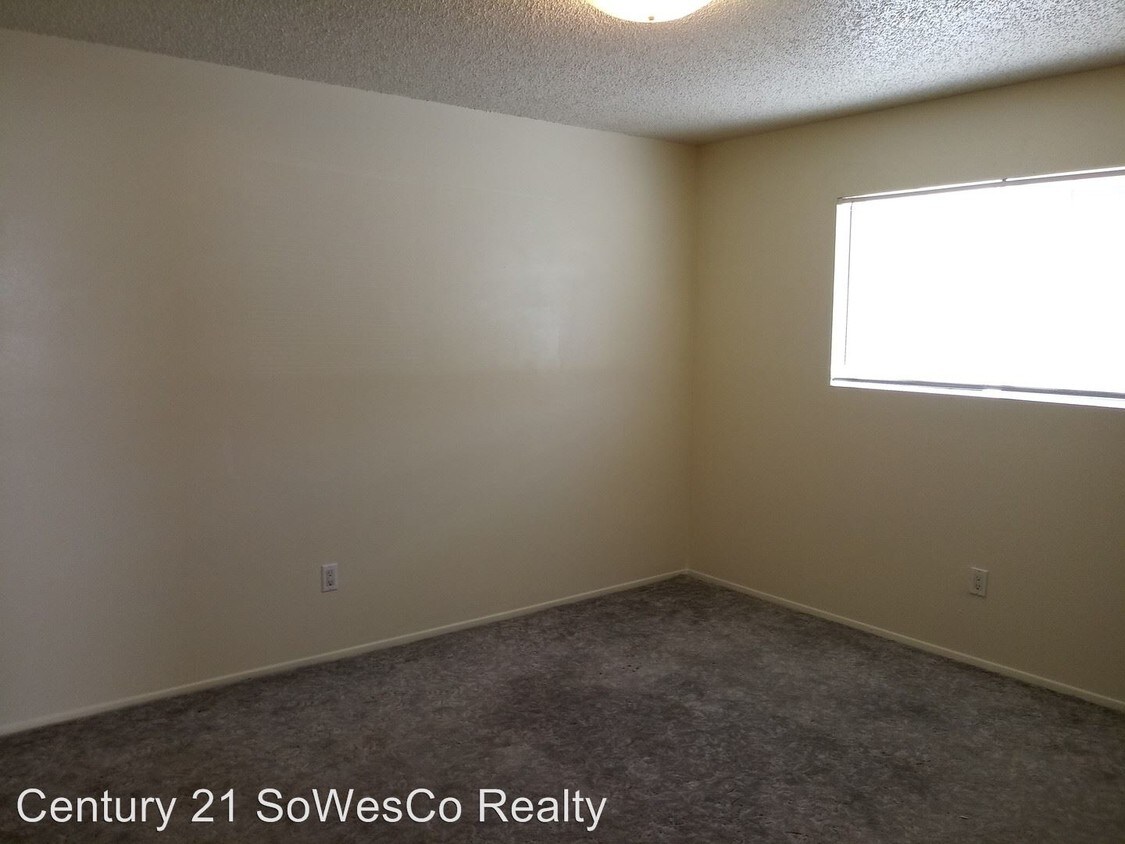 Foto principal - 2107 N Tucker Ave
