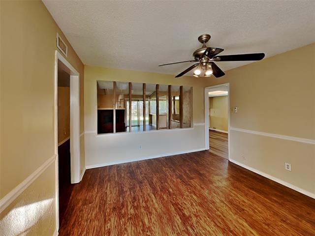 Building Photo - 7409 Whitewood Dr