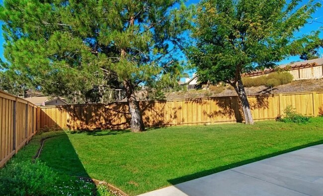 Foto del edificio - 790-92 Vineyard Rd