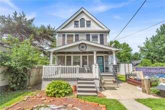 Building Photo - 3150 W 46th St