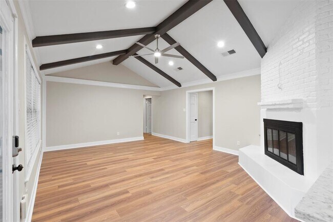 Foto del edificio - 12434 Briar Forest Dr