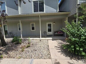 Building Photo - 2950 Neil Dr