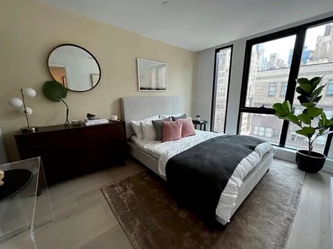 Foto del edificio - 300 W 30th St