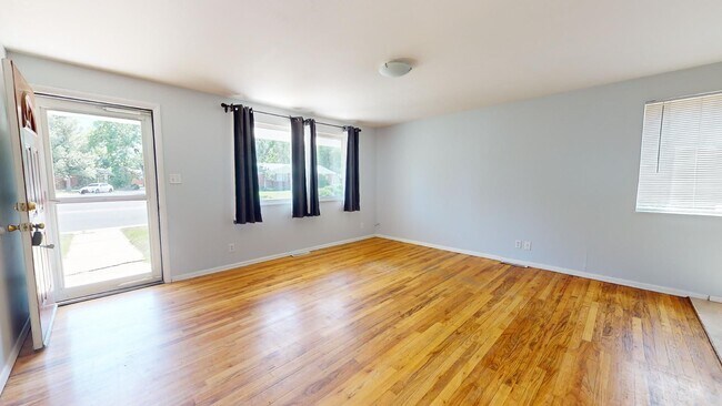 Photo - Great home! 3/1.5 w flex room!