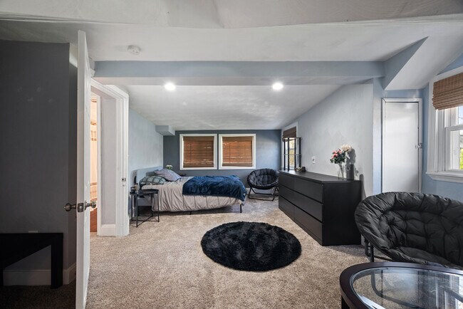 Foto del edificio - 3221 Locust Ave