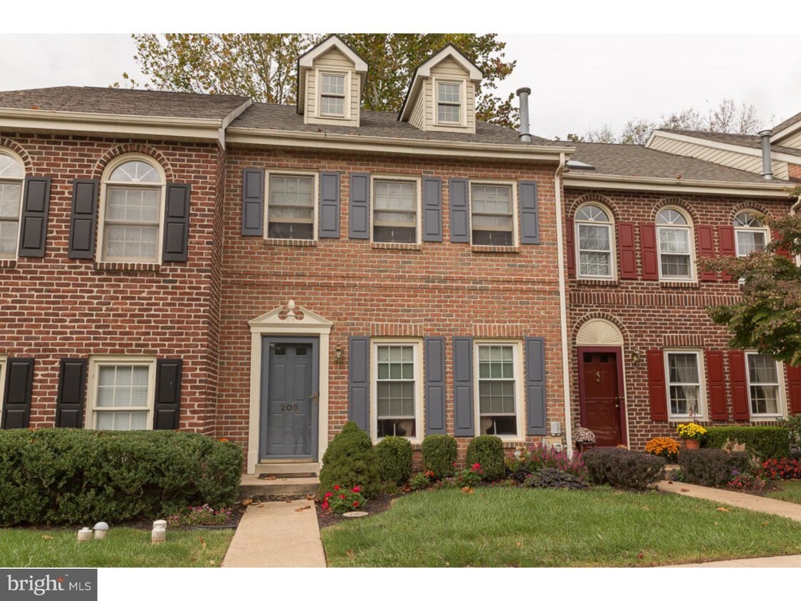 209 Ct, Royersford, PA 19468 Townhome Rentals in