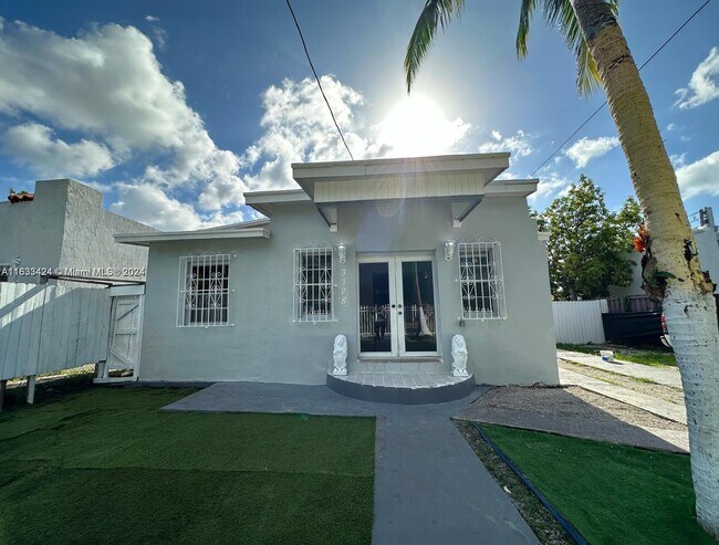 Foto del edificio - 3128 NW 3rd Ave