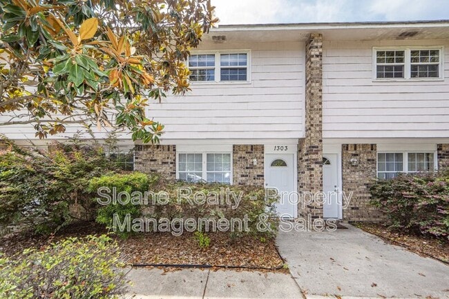 Photo - 1303 Mathis Ferry Rd House