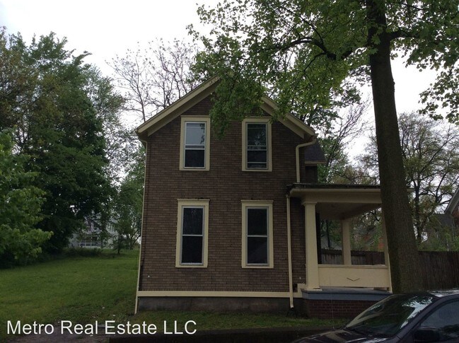 Foto del edificio - 3 br, 1 bath House - 617 Poplar St