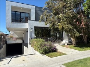 Building Photo - 115 N Adams St