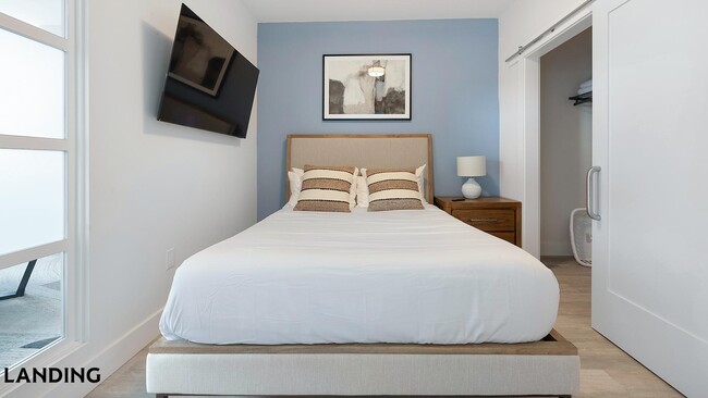 Building Photo - 2005 11th St NW