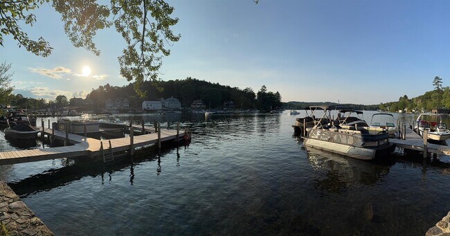 Foto del edificio - 15 Lake Ave