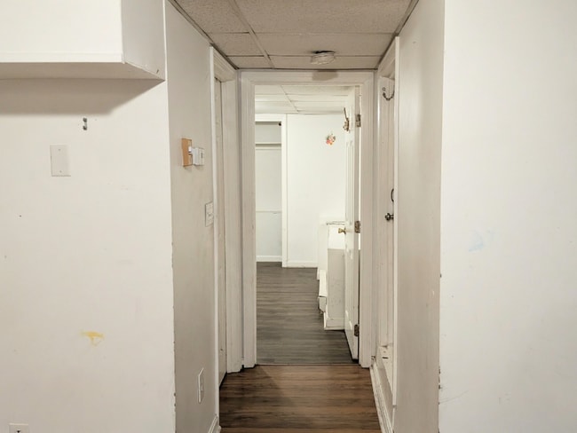 Building Photo - 5-9 Morton Square