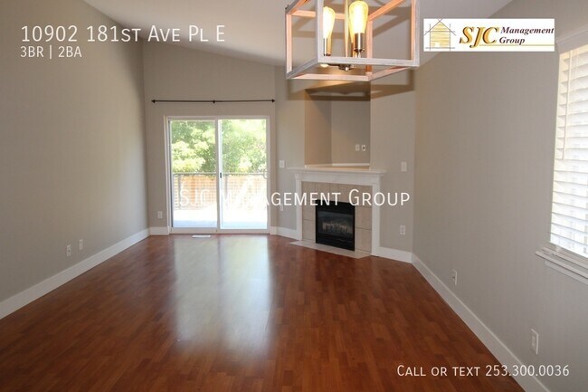 Foto del edificio - 10902 181st Ave Pl E