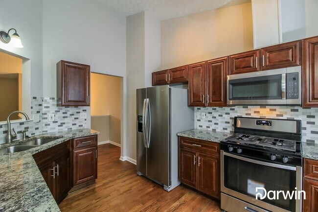 Building Photo - 2613 Barndale Dr