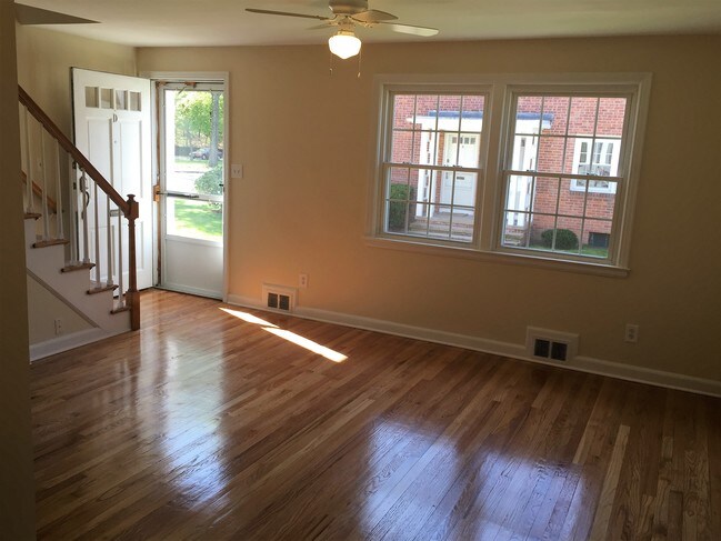 Foto del edificio - 1164 Whitney Ave