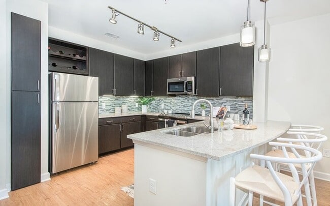 Building Photo - The Charleigh