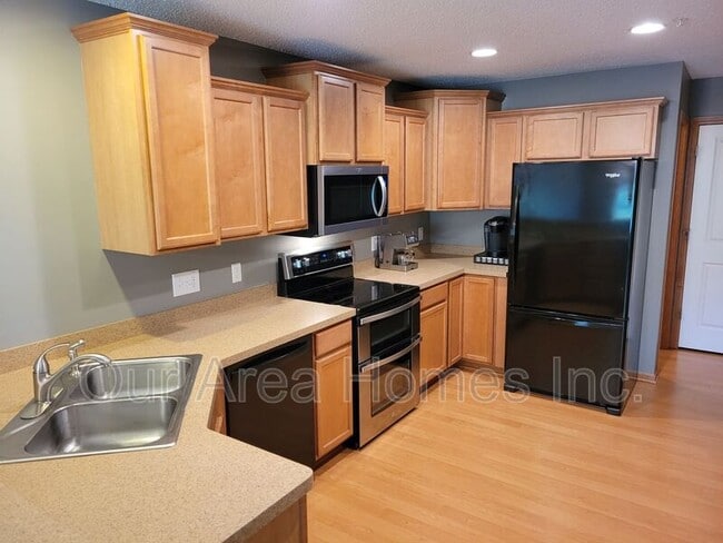Foto del edificio - 13502 Partridge Cir NW